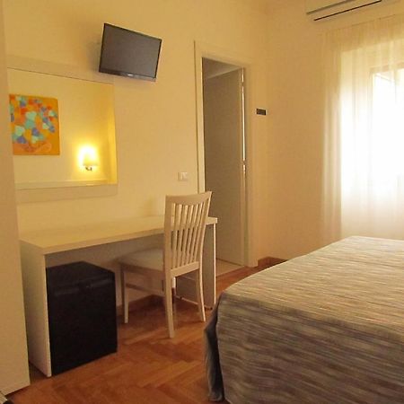 Buonarroti Guest House Roma Quarto foto